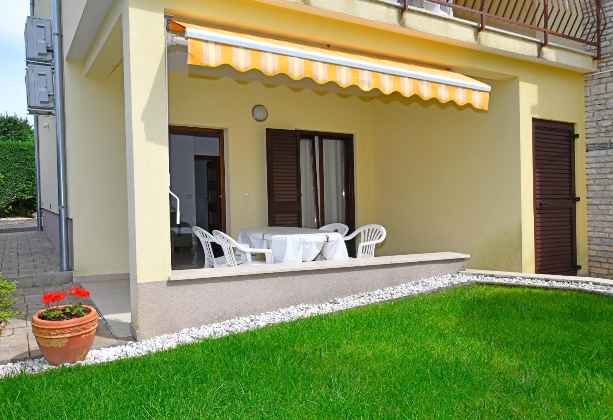 Apartments Jasmina Poreč Exterior foto